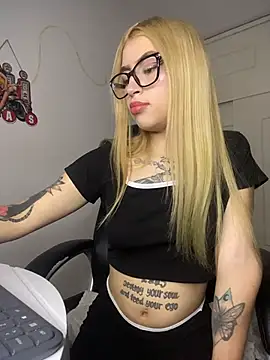 Snapshot of PrettyAshley_ chatting on 30, 6, 2026 PrettyAshley online show from 30, 6, 2026