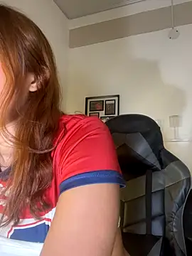 Snapshot of RedVelvet_Dream chatting on 7, 11, 2025 RedVelvet Dream online show from 7, 11, 2025