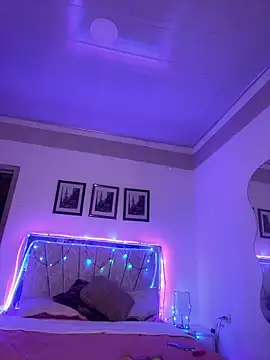 RedVelvet Dream online show from 17, 12, 2025