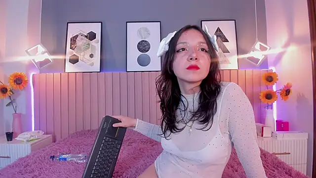 Nina Ford online show from 17, 3, 2026