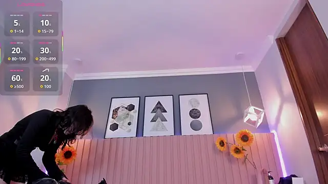 Snapshot of Nina_Ford chatting on 14, 2, 2026 Nina Ford online show from 14, 2, 2026