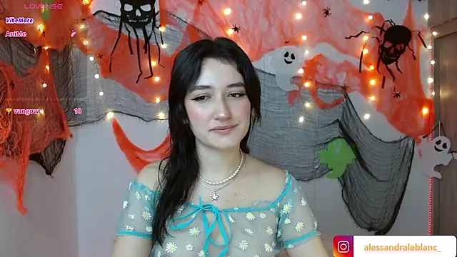 Snapshot of AlessandraLB chatting on 29, 9, 2025 AlessandraLB online show from 29, 9, 2025