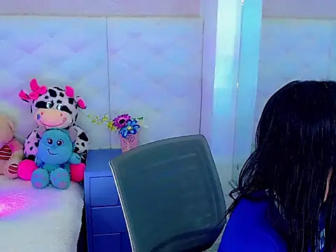 hanna sweett34 online show from 4, 10, 2025