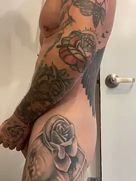 Snapshot of MagicLex1 chatting on 20, 10, 2025 MagicLex1 online show from 20, 10, 2025