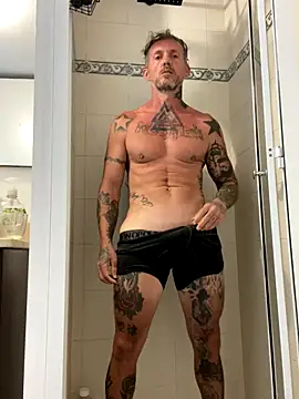 Snapshot of MagicLex1 chatting on 26, 10, 2025 MagicLex1 online show from 26, 10, 2025