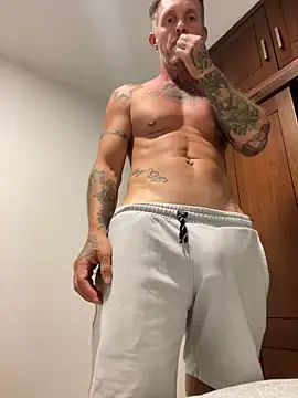 Snapshot of MagicLex1 chatting on 20, 10, 2025 MagicLex1 online show from 20, 10, 2025