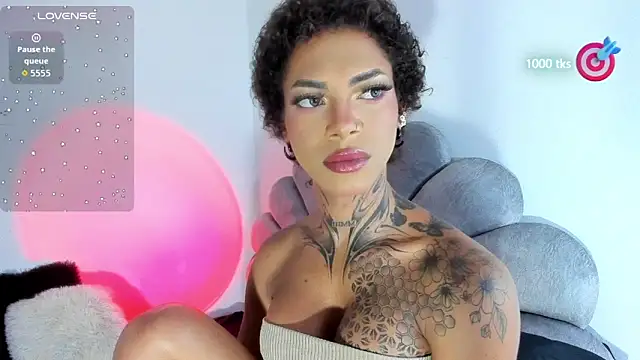 michell danna online show from 6, 11, 2025