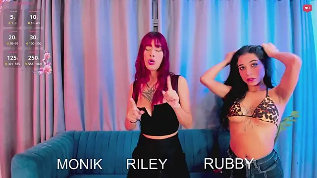 Evil Giirls online show from 5, 10, 2025