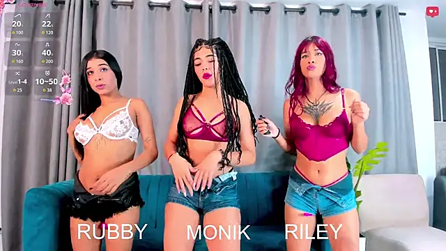 Evil Giirls online show from 4, 10, 2025