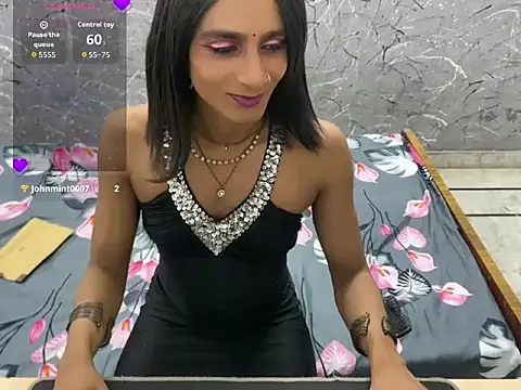 LuvLayla online show from 29, 7, 2026