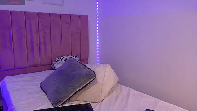 MarianaSandoval27 online show from 30, 5, 2026