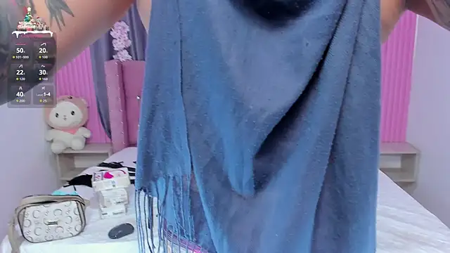 Nayla-Mouna online show from 22, 12, 2025