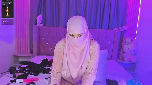 Nayla-Mouna online show from 17, 6, 2026