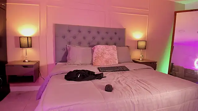 ALICESANDOVAL online show from 27, 9, 2025