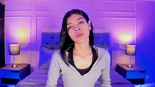 ALICESANDOVAL online show from 15, 11, 2025