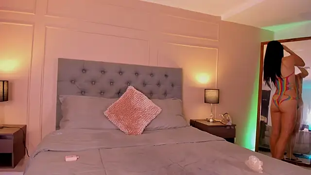 ALICESANDOVAL online show from 24, 9, 2025