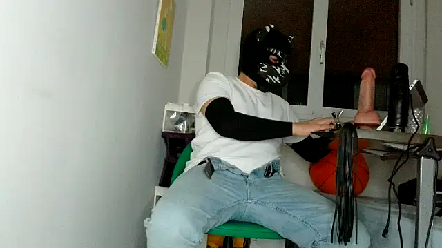 Maskpor2022 online show from 8, 3, 2026
