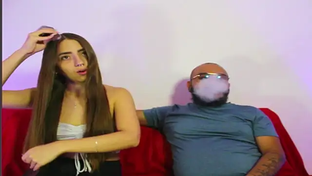  leda swan  online show from 14, 9, 2025