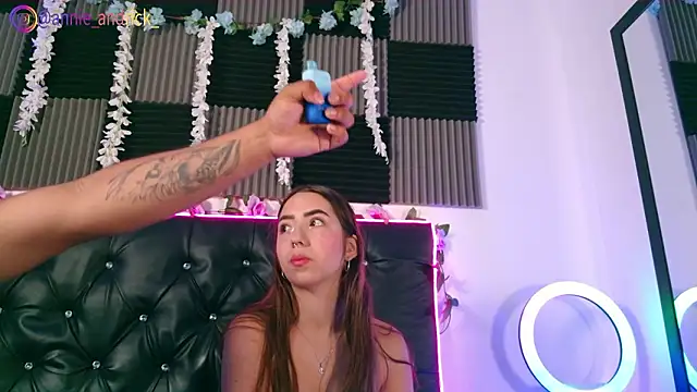  leda swan  online show from 1, 3, 2026