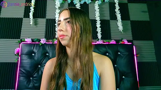  leda swan  online show from 3, 2, 2026