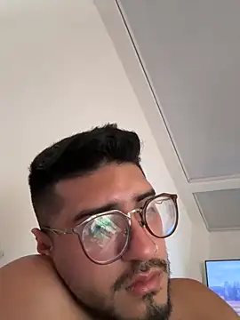 Snapshot of bryXonStorm chatting on 9, 9, 2025 bryXonStorm online show from 9, 9, 2025