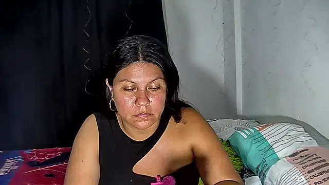 Sammy slavehot online show from 29, 11, 2025