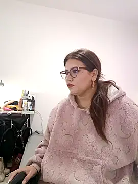 Vesper Vixen online show from 12, 11, 2025