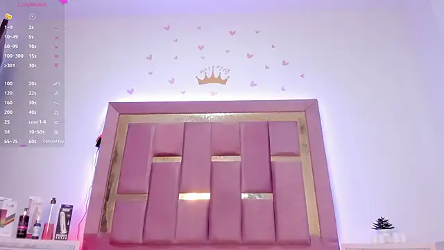 AikoSnow online show from 24, 9, 2025