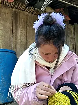 liu-liusexy online show from 2, 12, 2025