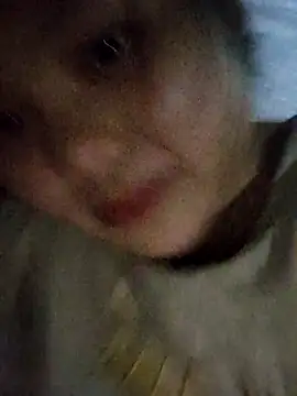 Snapshot of omiu-baby chatting on 5, 5, 2026 omiu-baby online show from 5, 5, 2026