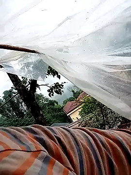 omiu-baby online show from 7, 10, 2025