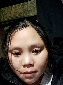 Snapshot of omiu-baby chatting on 2, 2, 2026 omiu-baby online show from 2, 2, 2026