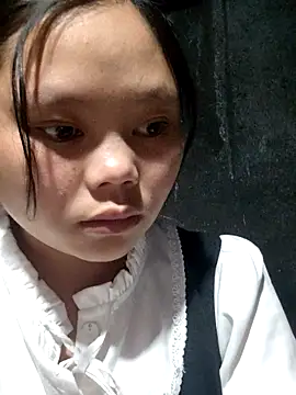 Snapshot of omiu-baby chatting on 2, 2, 2026 omiu-baby online show from 2, 2, 2026