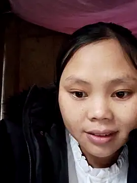 Snapshot of omiu-baby chatting on 3, 2, 2026 omiu-baby online show from 3, 2, 2026