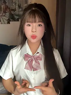 SarahBeii online show from 18, 11, 2025