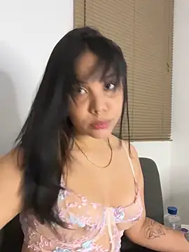 P A U L I N A  online show from 11, 4, 2026