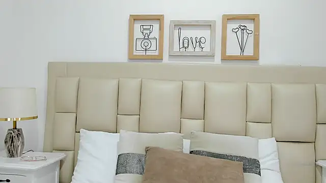 EbonyLudovica online show from 30, 9, 2025