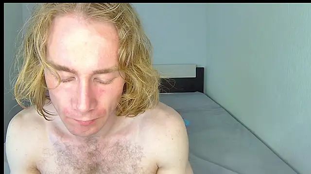Snapshot of Snow-Bars77 chatting on 17, 6, 2026 Snow-Bars77 online show from 17, 6, 2026