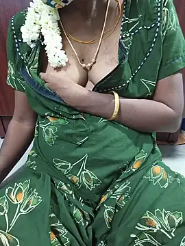 Snapshot of umashreetamil chatting on 28, 6, 2026 umashreetamil online show from 28, 6, 2026