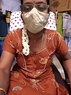 Snapshot of umashreetamil chatting on 29, 6, 2026 umashreetamil online show from 29, 6, 2026