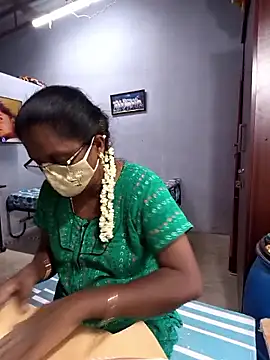 umashreetamil online show from 8, 4, 2026