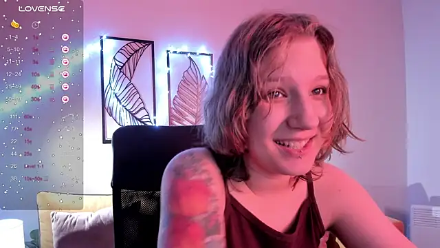 Hailey Foxy online show from 2, 11, 2025