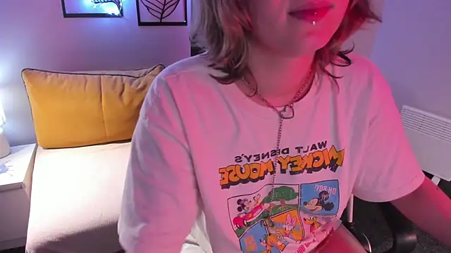 Hailey Foxy online show from 28, 11, 2025