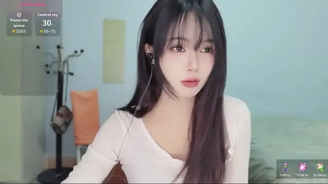 Sue101010 online show from 16, 11, 2025