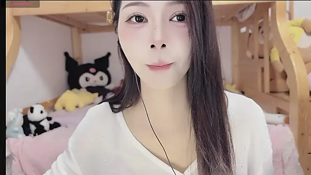 Sue101010 online show from 7, 11, 2025