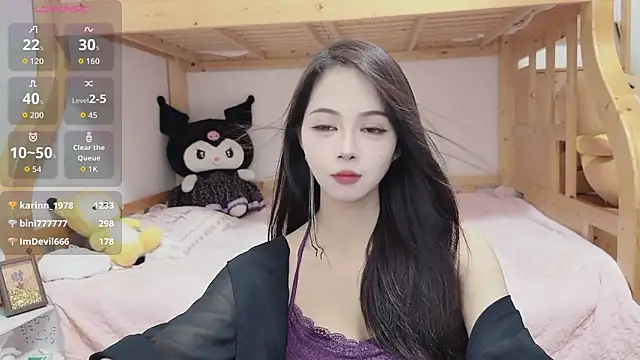 Sue101010 online show from 25, 9, 2025