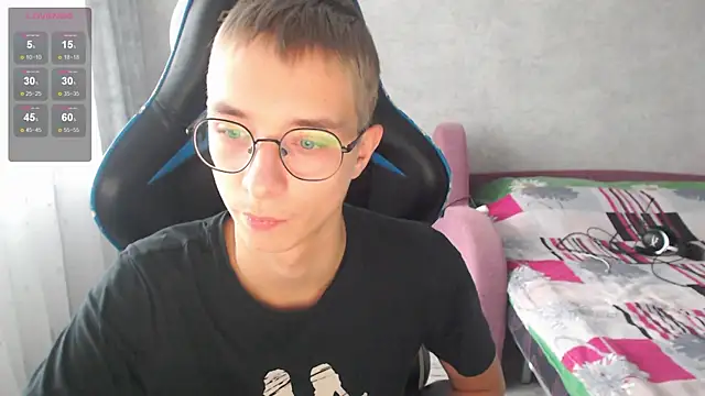 glasses cat online show from 30, 11, 2025