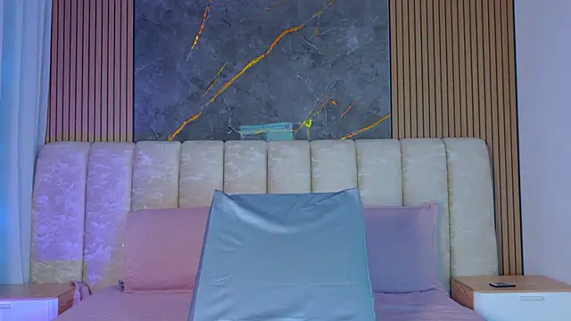 Snapshot of mia_scot chatting on 15, 2, 2026 mia scot online show from 15, 2, 2026