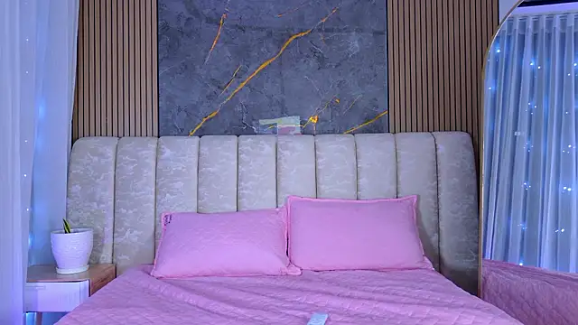 mia scot online show from 29, 3, 2026