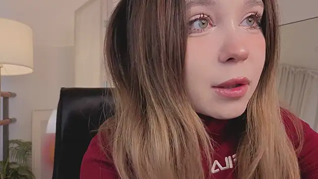 Lina Glow online show from 12, 2, 2026